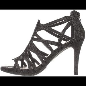 NEW Fergalicuous by Fergie Hattie Heels